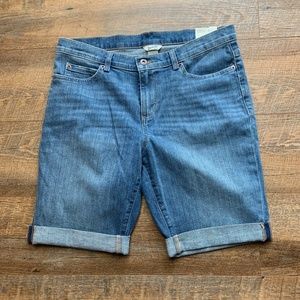 Duluth Trading Co Blue Jean Shorts
